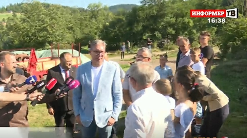 Vučić u poseti porodici Purić