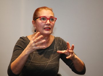 Zavirite u RASKOŠNI BEOGRADSKI SALONAC Tanje Bošković: Odbija da ga proda, a jedan detalj na zidu krije njenu jedinu bračnu ponudu