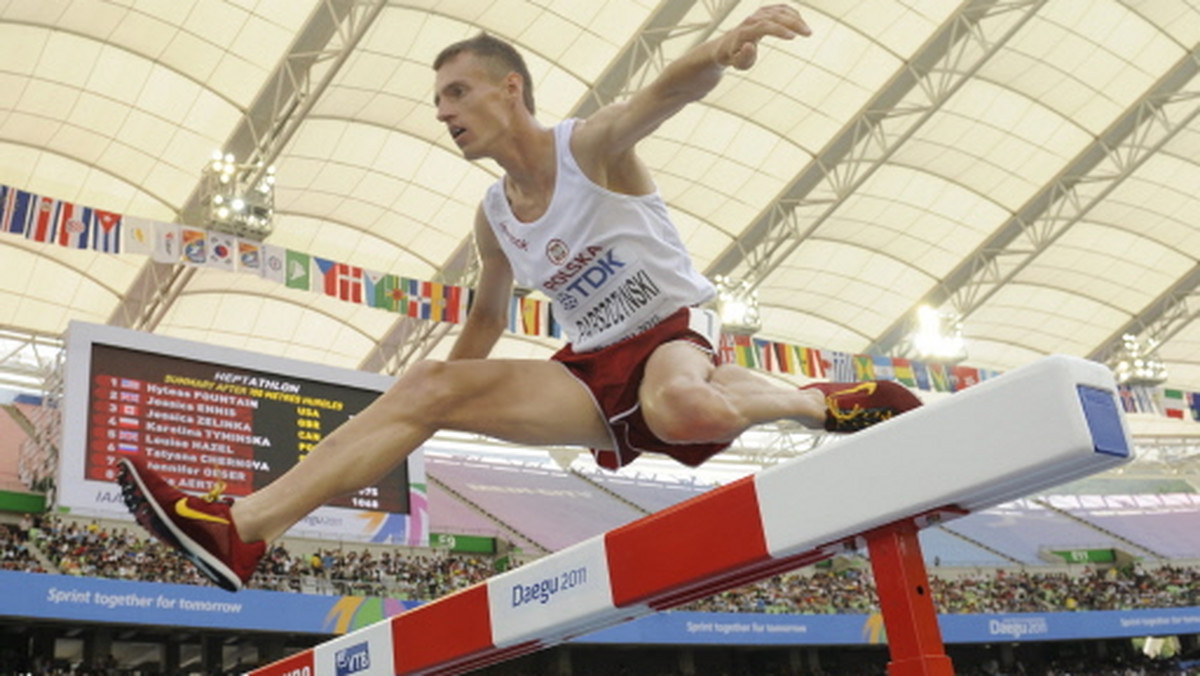 Łukasz Parszczyński nie awansował do finału biegu na 3000 m z przeszkodami podczas igrzysk olimpijskich w Londynie. W trzecim eliminacyjnym biegu Polak zajął dziewiątą pozycję, pokonując ten dystans w czasie 8.30,08.