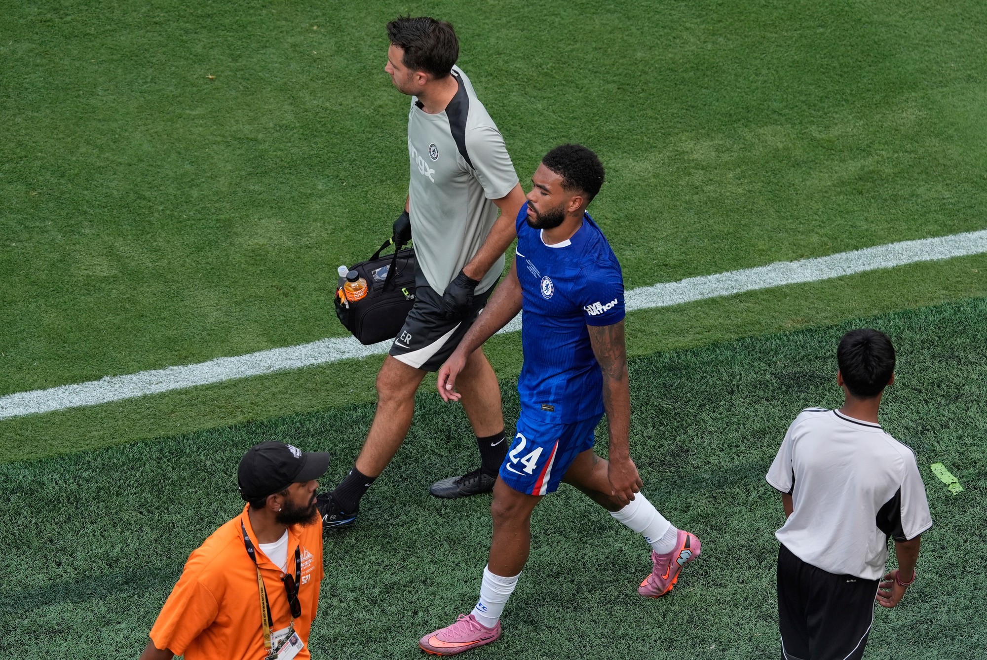 Finále MS klubov: Chelsea FC – Paríž Saint-Germain. 