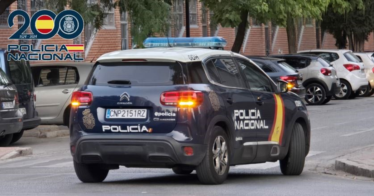 Comparte la ubicación desde un maletero: así la policía rescata a dos en Valencia