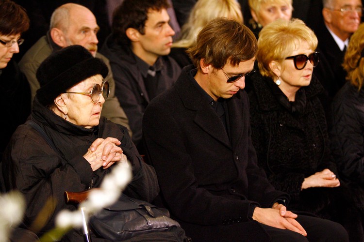 Rodzina zmarłego aktora