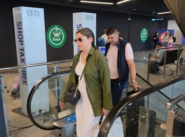 "Ne mogu da mu ponavljam sve po 10 puta!" Pevačica progovorila o svađama u braku sa mužem milionerom, pa se dotakla skandala Slobe Vasića: "Čula sam da je izašao"