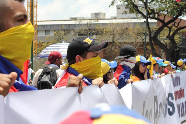 Demonstracje i protesty przeciwko lewicowemu rządowi Maduro trwają praktycznie nieprzerwanie od kwietnia br.