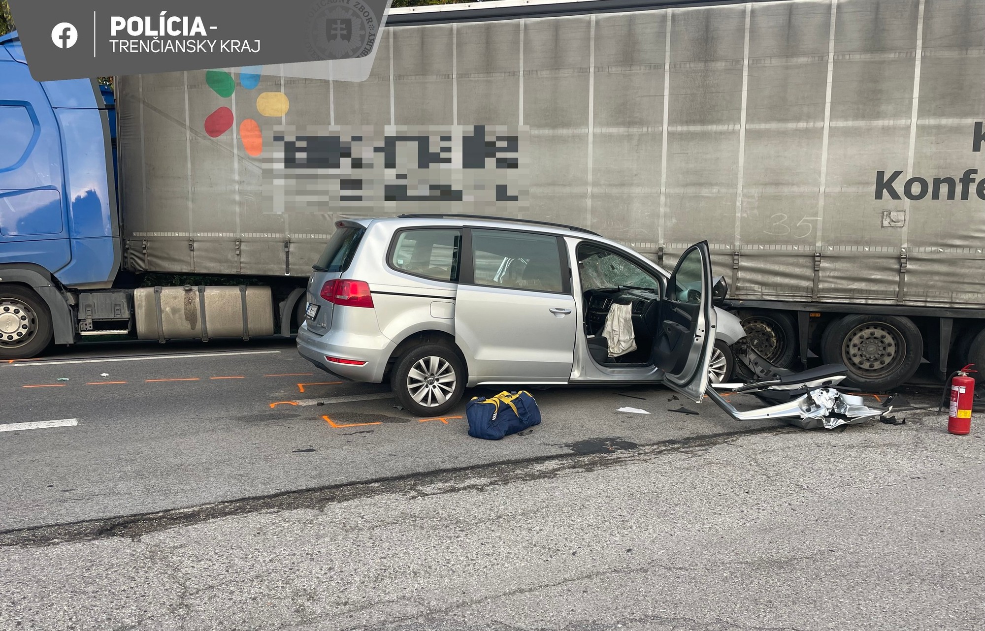 V skorých ranných hodinách sa v pondelok stala tragická dopravná nehoda na ceste l/9 medzi Bánovcami nad Bebravou a Trenčínom.