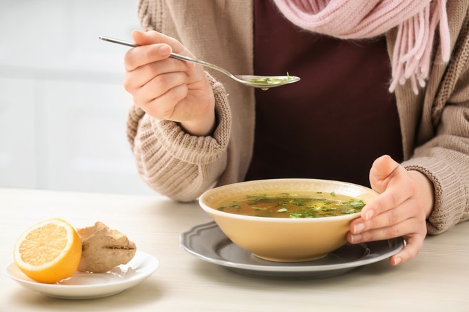 Ősi praktika: mennyire hatásos a húsleves megfázás esetén?