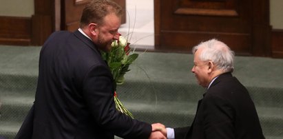 Prof. Szumowski ocalony. Czego nie mówi minister?