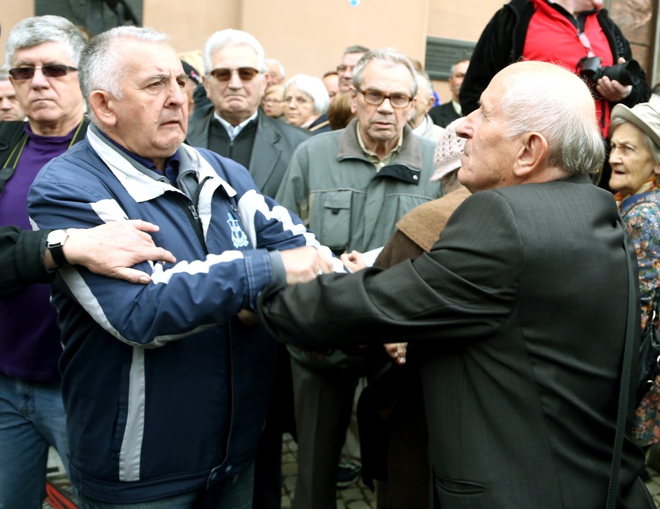 WARSZAWA POGRZEB GENERAŁA JARUZELSKIEGO PROTESTY (protesty podczas pogrzebu gen. Wojciecha Jaruzelskiego)