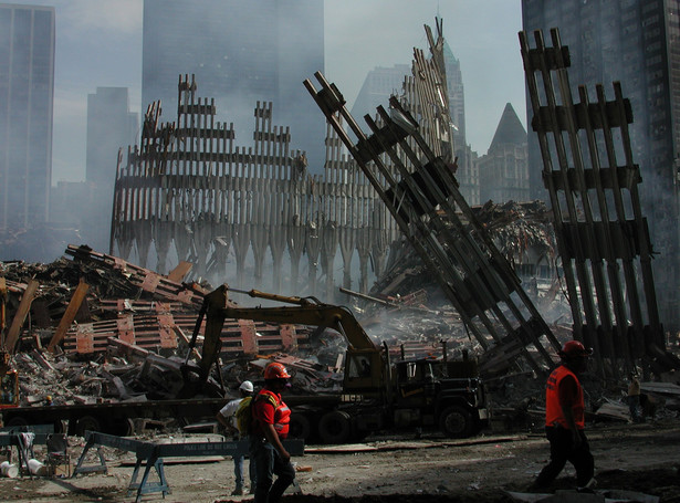 11 września 2001 - od zamachów do żałoby
