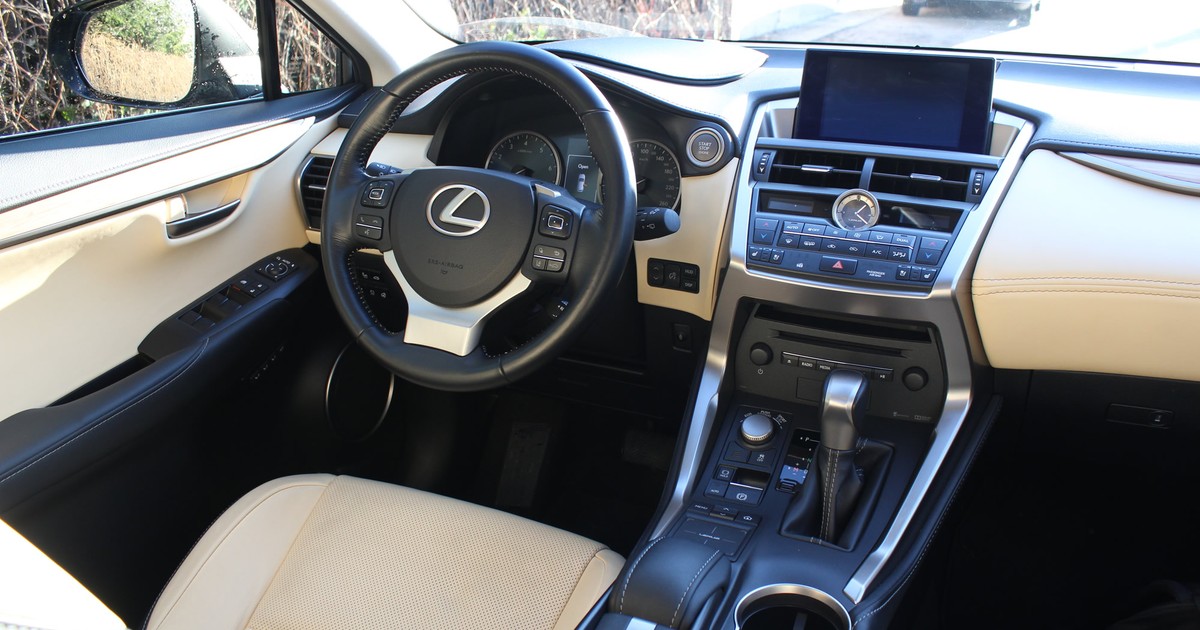 Hud lexus nx