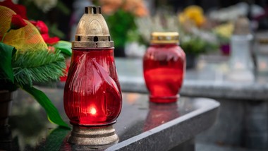 usługi cmentarne. jak gmina ma odliczać vat?