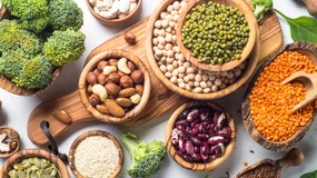 Domowe sposoby na obniżenie trójglicerydów zaczynają się w kuchni.
To codzienne gotowanie ma największy wpływ na wyniki badań