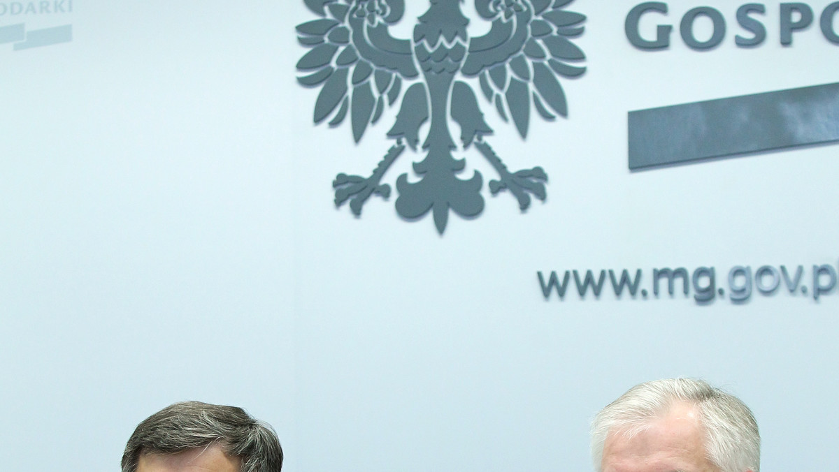 Minister sprawiedliwości Jarosław Gowin powiedział w poniedziałek w Krakowie, że jego decyzja o reorganizacji sądów jest nieodwracalna i że reorganizacja ta rozpocznie się od 1 stycznia.