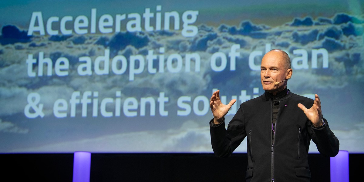 Bertrand Piccard podczas EIT Summit 2024 w Brukseli