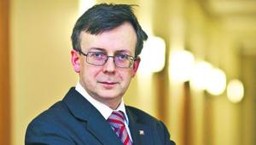 Cyborg: Tak nazywają Dowiata-Urbańskiego, nowego szefa służby cywilnej