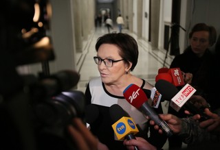 Kopacz: Politycy PiS mówiąc spokojnym głosem zachowali butę i arogancję