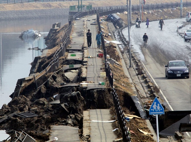 Zdewastowane przez falę tsunami wybrzeże w Tagajo w prefekturze Sendai
