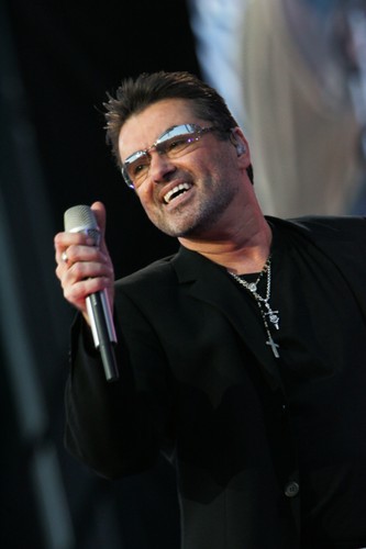 18. George Michael – 105 milionów funtów