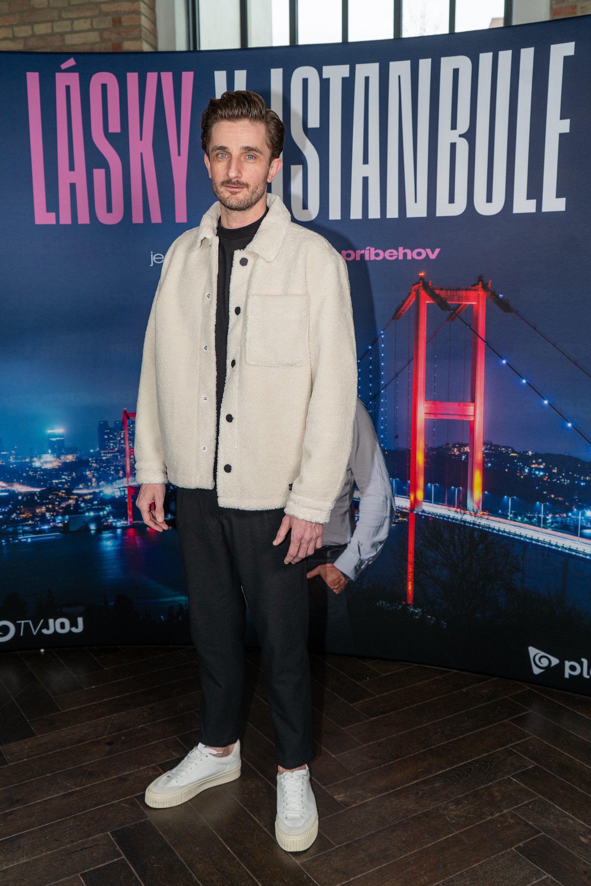 Michal Režný na tlačovej konferencii k seriálu Lásky v Istanbule.