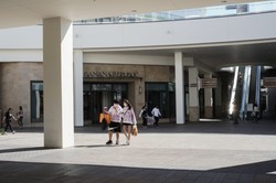 Zaczynasz karierę i myślisz o emigracji? W tych miastach najlepiej płacą stażystom