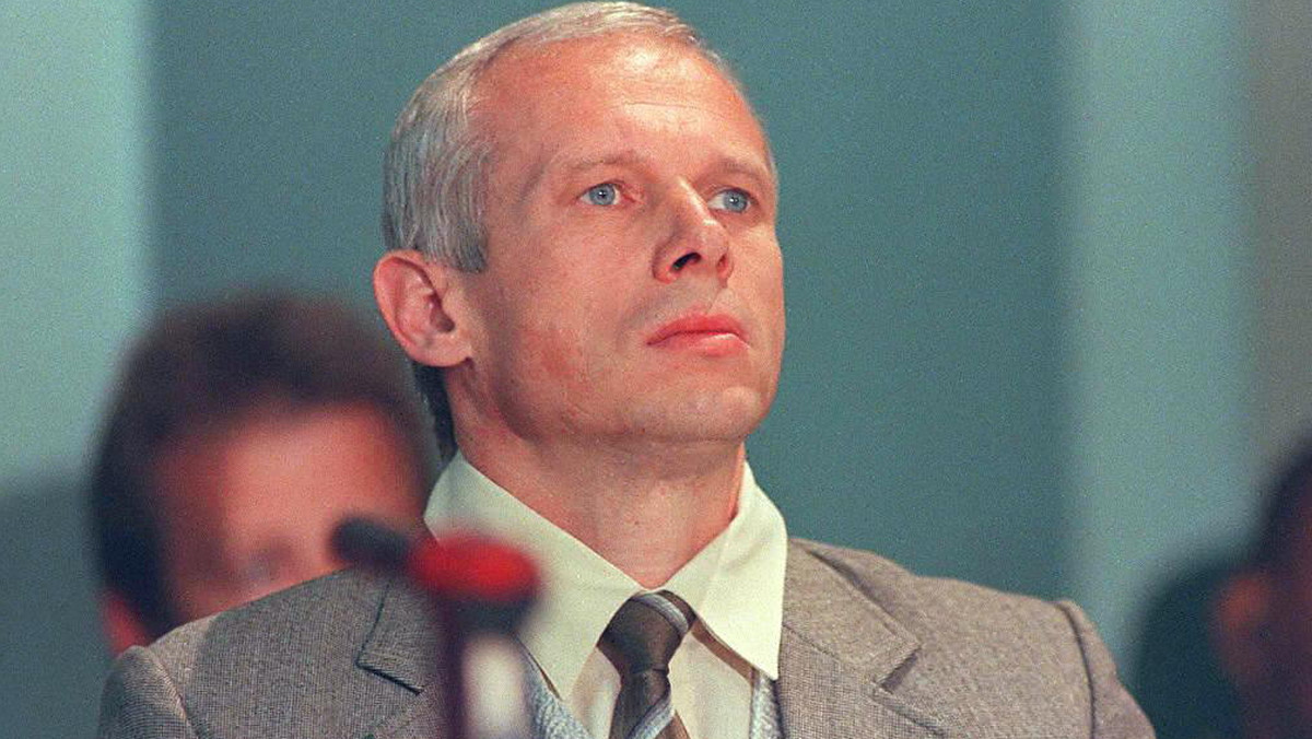 Janusz Waluś dźgnięty nożem w więzieniu w RPA. To polityczny zabójca