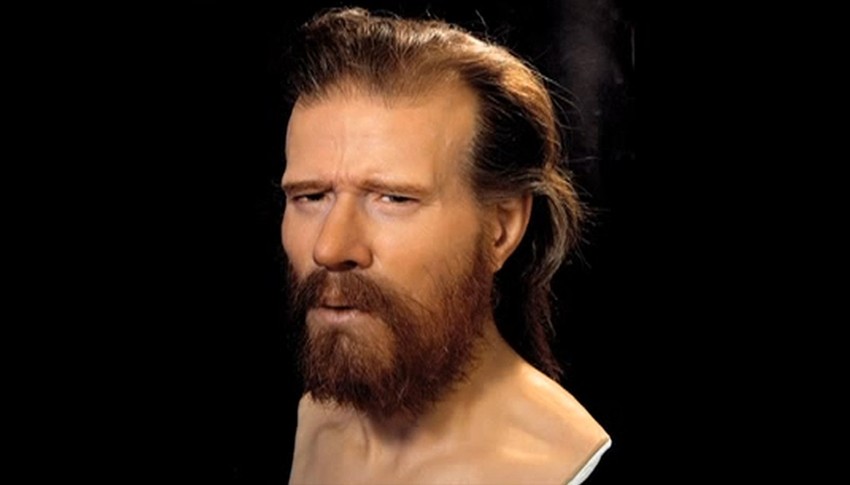 Muškarac je bio star između 25 i 40 godina, mišićav i, naravno, dlakav