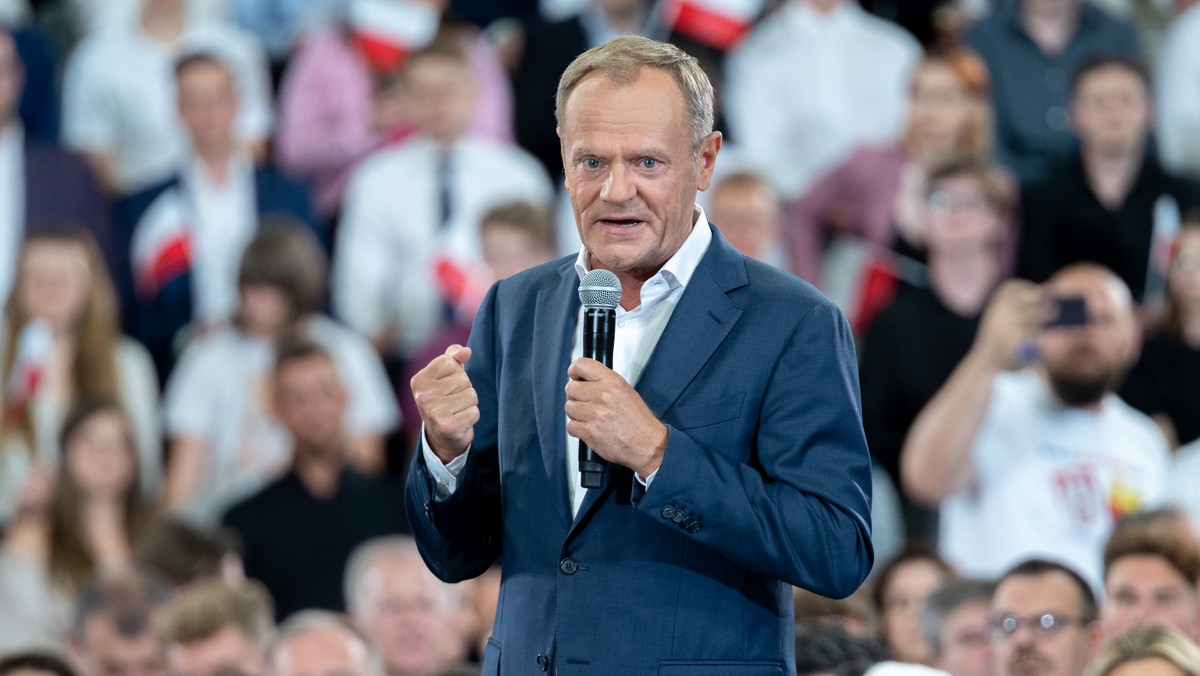 Donald Tusk w czasie konwencji PO w Radomiu