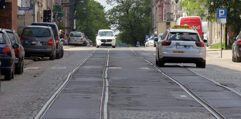 Nowe tory na Zdrowie w Łodzi. Tramwaj wróci na Koziny. MPK pojedzie Srebrzyńską na Teofilów