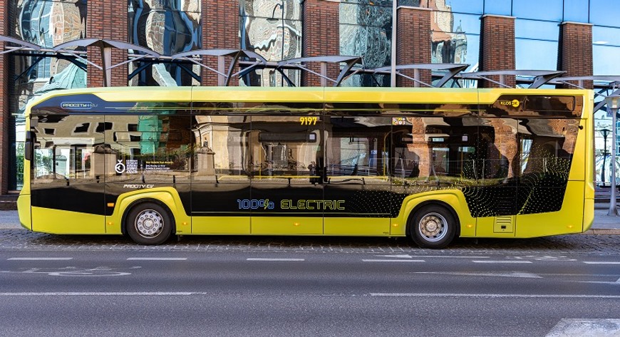 Elektryczny autobus, tureckiej produkcji, można zobaczyć na wrocławskich ulicach do 10 maja