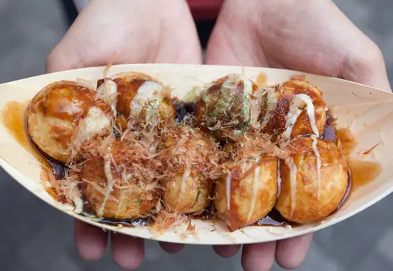 Klasyka japońskiego street foodu w końcu w Warszawie! Zobacz, gdzie zjesz takoyaki