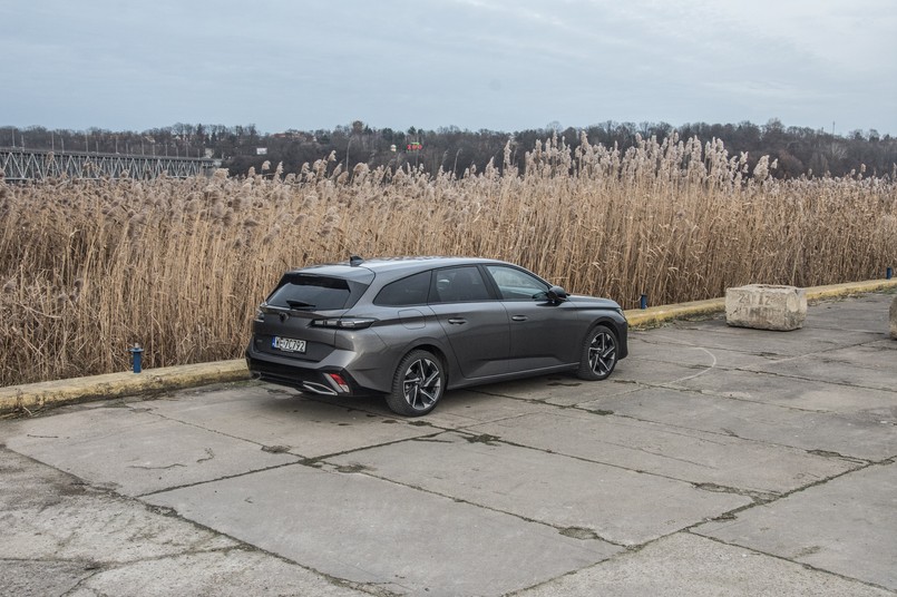 Test Peugeot 308 SW BlueHDi 130