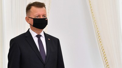 Mariusz Błaszczak zakażony koronawirusem.