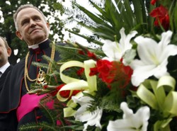 Czy prezydent odznaczy ks. Jankowskiego?