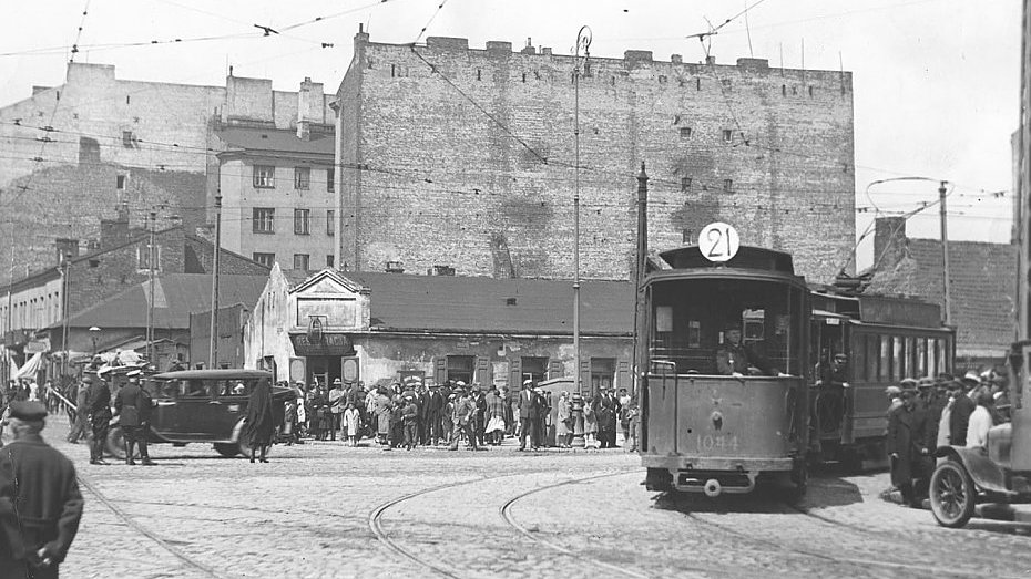Warszawa. Historia popularnej linii tramwajowej, źródło: Narodowe Archiwum Cyfrowe