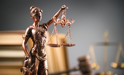 Były minister sprawiedliwości skazany. Za łapówki i nadużycie władzy