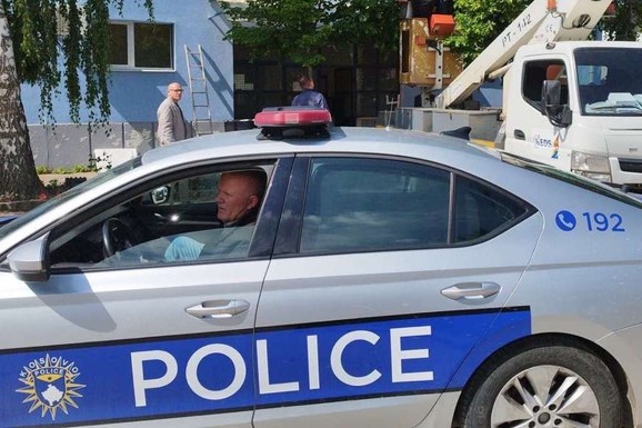 DVE OSOBE UHAPŠENE U PRIZRENU Prodavali srpsku imovinu preko falsifikovanih dokumenata
