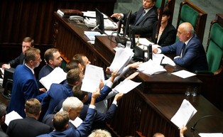 Kasprzycka: Lud wyjdzie z tego skacowany [OPINIA]