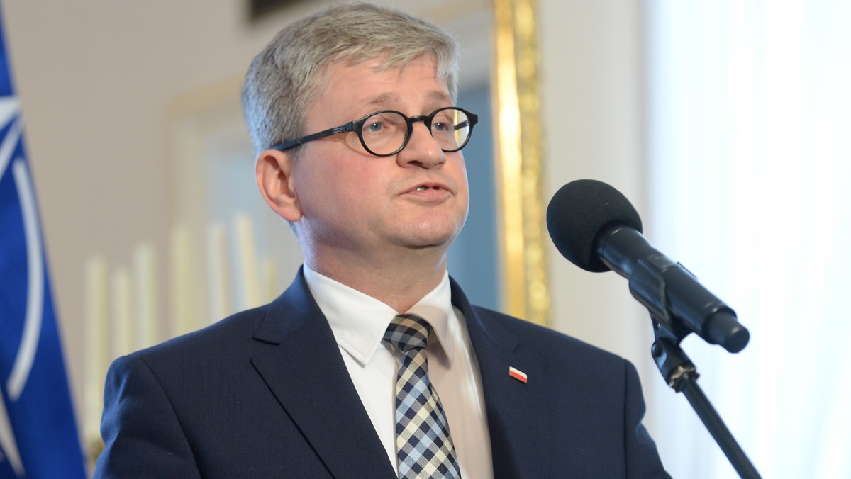 Minister obrony narodowej Mariusz Błaszczak przedstawił 14 kandydatów na nominacje generalskie; są to w większości oficerowie pełniący stanowiska dowódcze – poinformował szef Biura Bezpieczeństwa Narodowego Paweł Soloch.