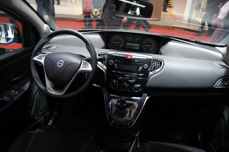 Lancia Ypsilon S MomoDesign (Genewa 2013)