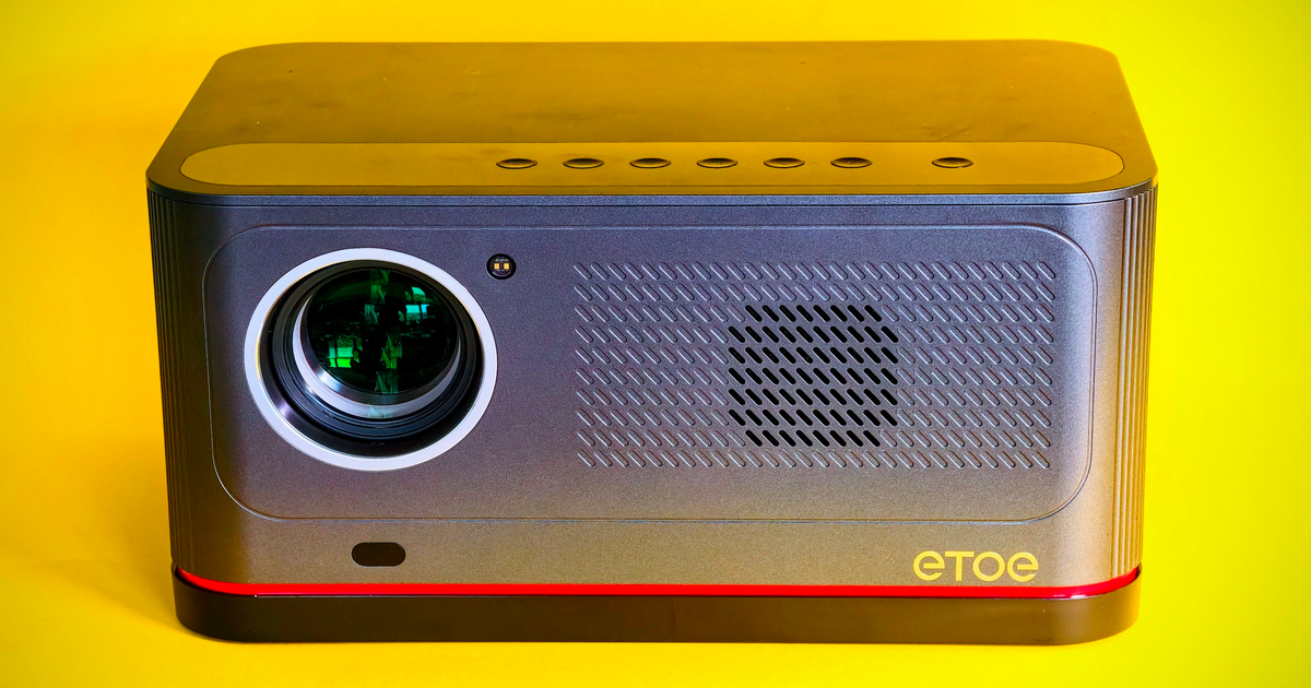 Full-HD-Beamer Etoe Whale Pro im Test: Android TV und gutes Bild