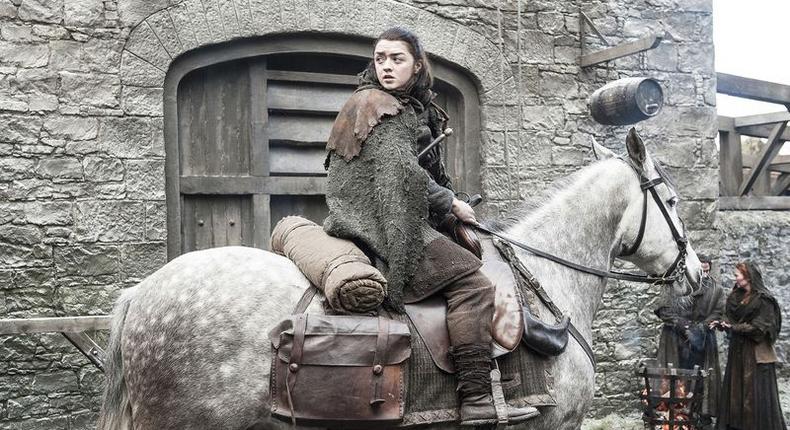 Arya Stark heads back to Winterfell 