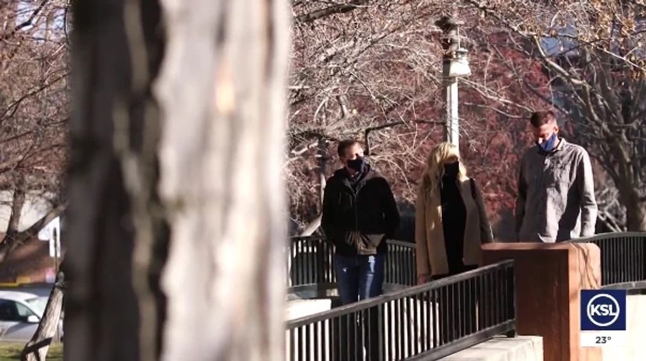 Tri godine kasnije: Majkl, Kendis i Kori 