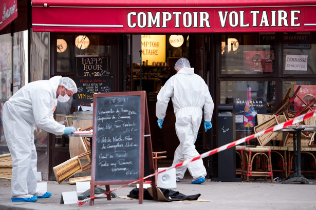 Paryż atak terrorystów
