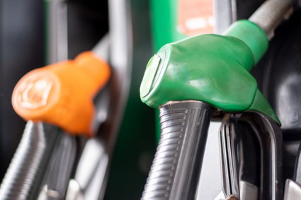 Niektóre stacje paliw podnoszą ceny. Czy to zapowiedź większych podwyżek?