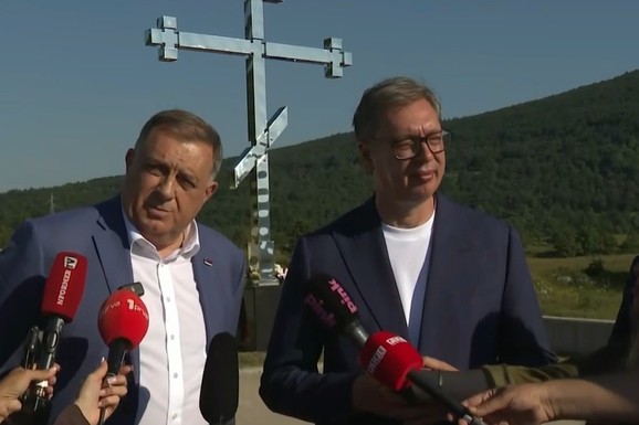 "VUČIĆ UČINIO SRBIJU MOĆNOM, SADA JE LIDER U RAZVOJU EKONOMIJE" Dodik: Republika Srpska zahvalna na podršci, nikada vam nećemo zaboraviti