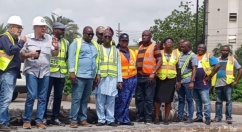 FG pushes Eko/Apongbon Bridges re-opening to July 9, issues eviction notice. [NAN]