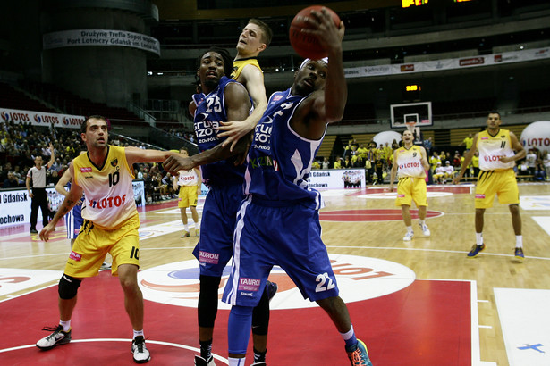 Tauron Basket Liga: Pierwsze w sezonie zwycięstwo AZS Koszalin