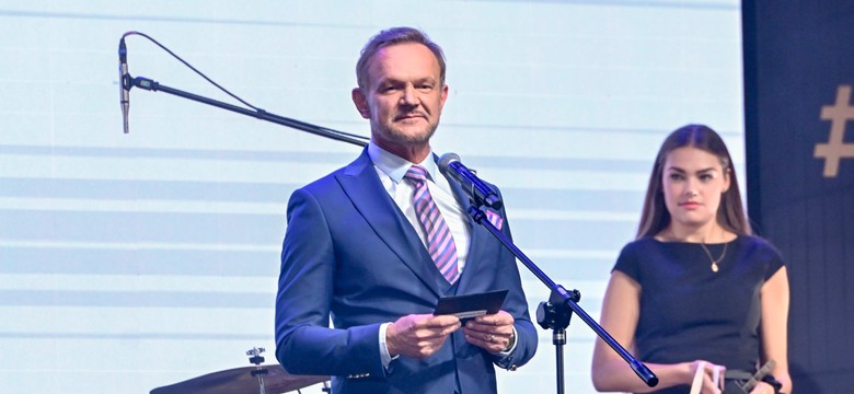 Cezary Pazura krytykuje młodych kolegów. "Za dużo gwiazdorzenia"