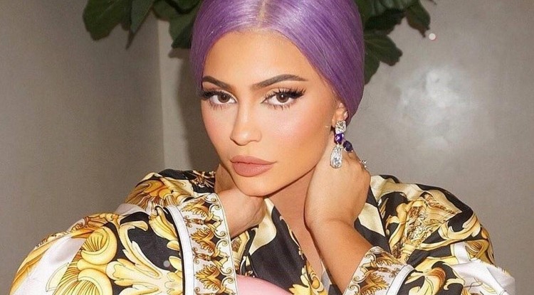 Ilyen károkat okozhatnak Kylie Jenner termékei