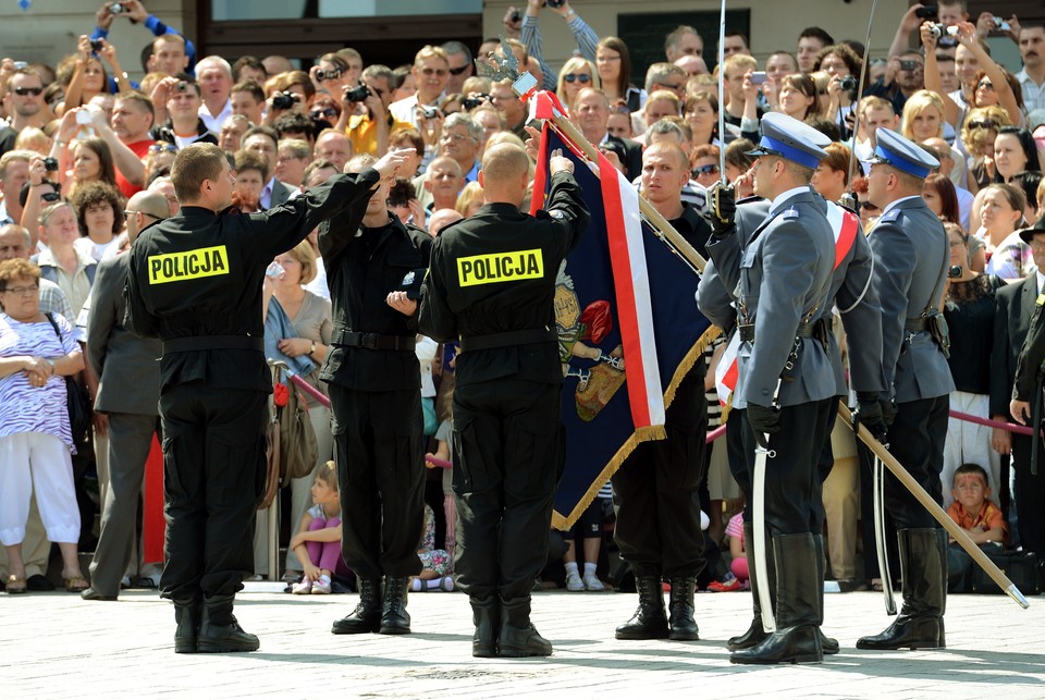 WARSZAWA ŚWIĘTO POLICJI OBCHODY